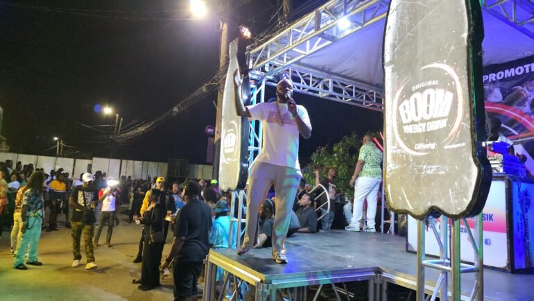 Top Live Dancehall DJ Mix for Fast Reggae Vibes